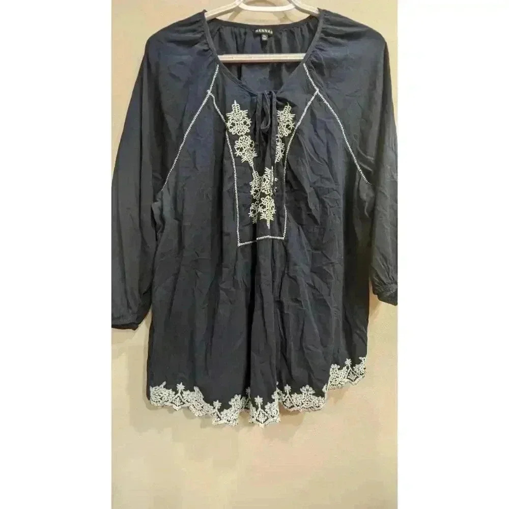 Women's long sleeve navy shirt w/ white embroidery detail by Hannah size XL